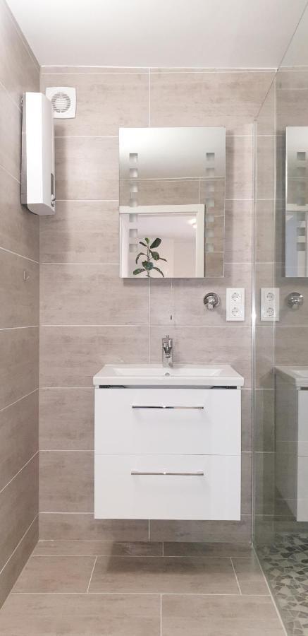 Moderne Zweizimmerwohnung Эссен Экстерьер фото