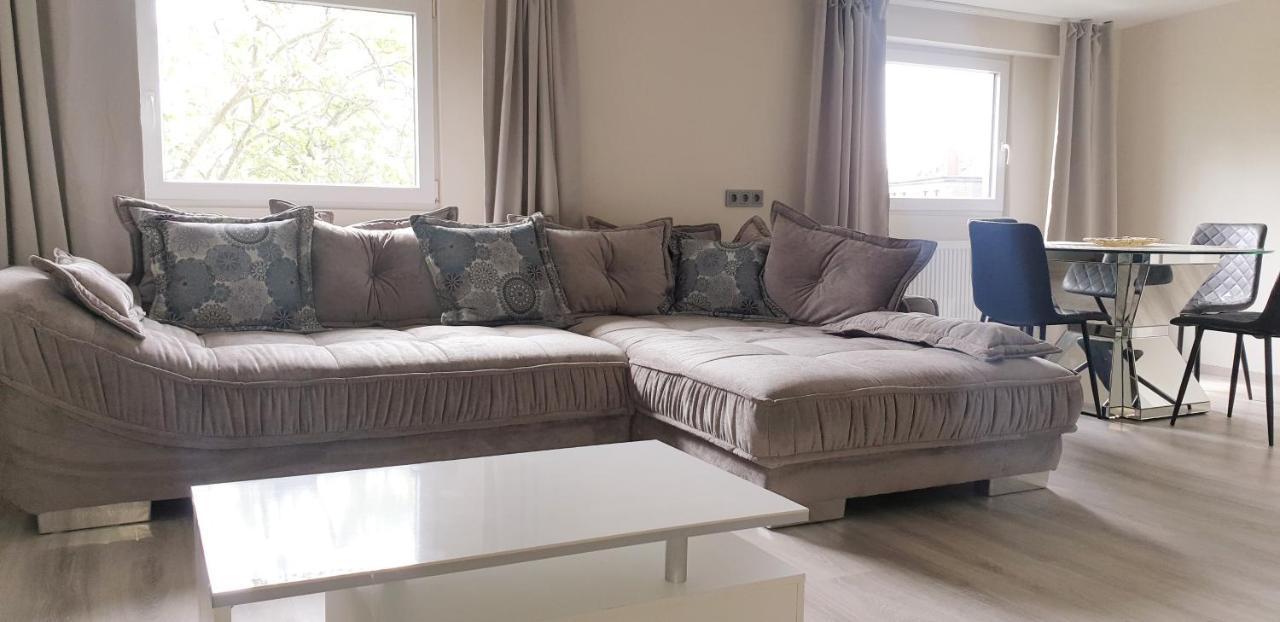 Moderne Zweizimmerwohnung Эссен Экстерьер фото