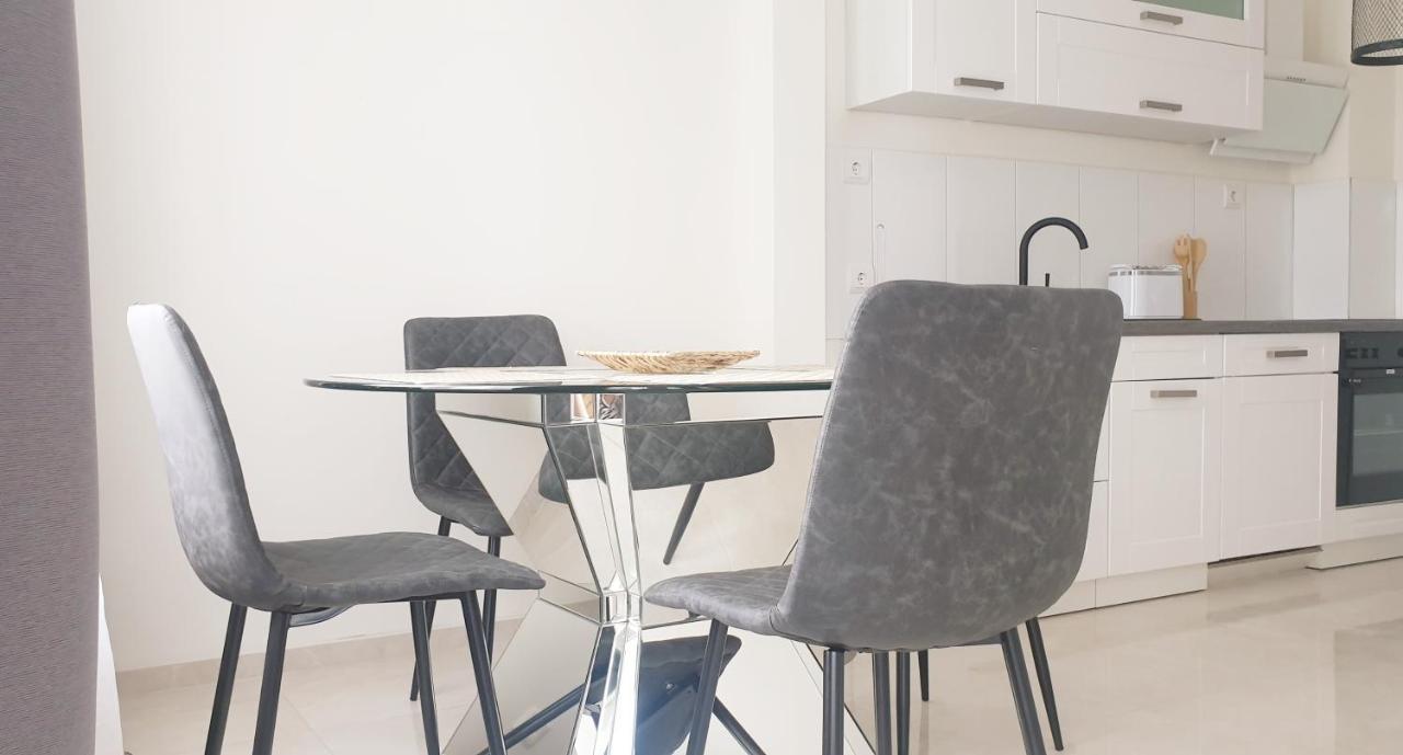Moderne Zweizimmerwohnung Эссен Экстерьер фото