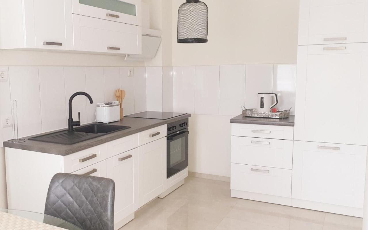 Moderne Zweizimmerwohnung Эссен Экстерьер фото