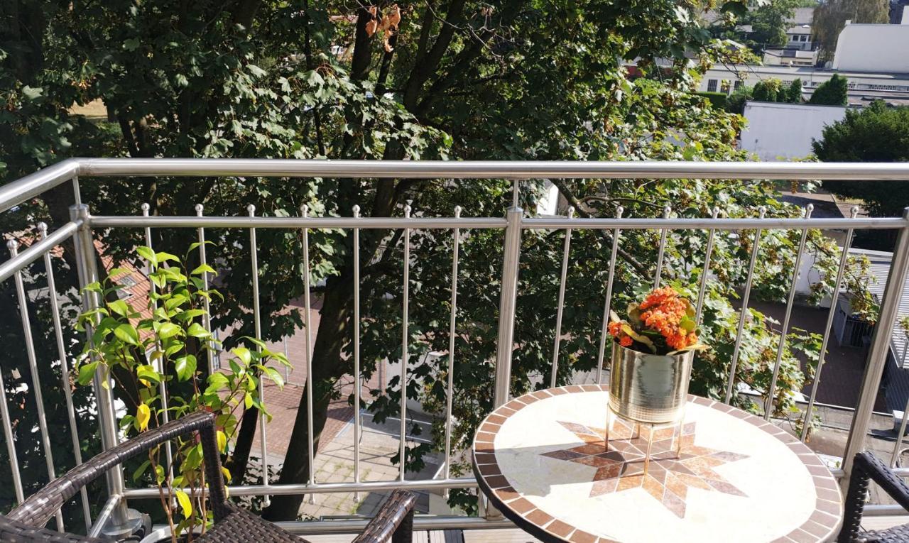 Moderne Zweizimmerwohnung Эссен Экстерьер фото