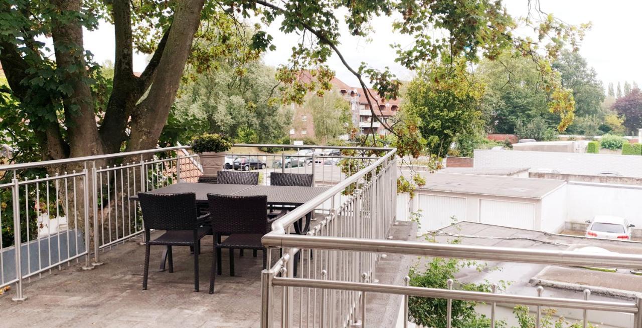 Moderne Zweizimmerwohnung Эссен Экстерьер фото