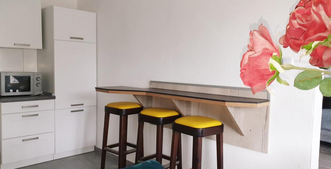 Moderne Zweizimmerwohnung Эссен Экстерьер фото