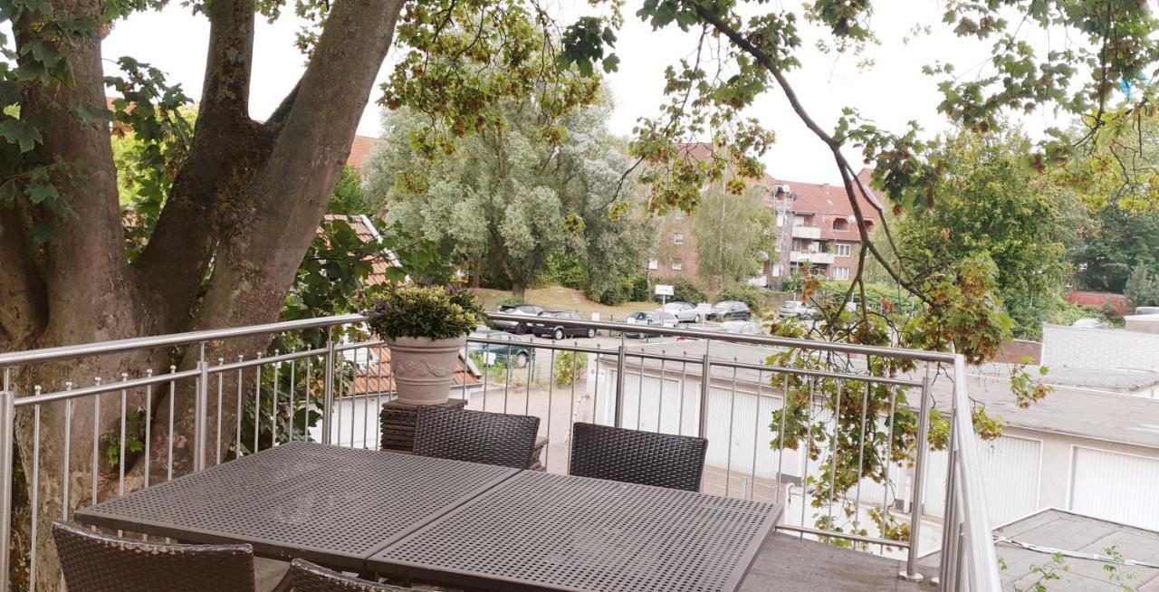 Moderne Zweizimmerwohnung Эссен Экстерьер фото